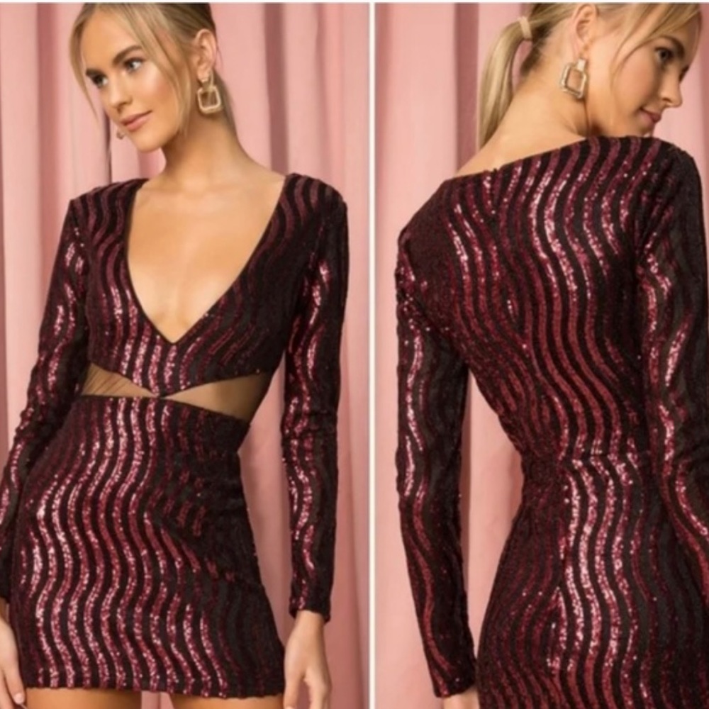 Revolve Superdown Kim Deep V Sequin Mini Dress L NWT Holidays New Year
